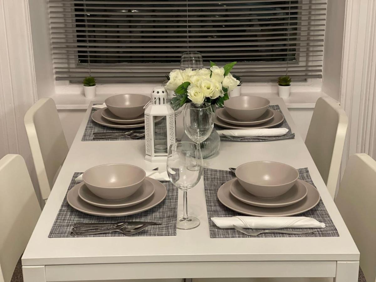 Appartamento Luxury,Location And Convenience Bournemouth Esterno foto