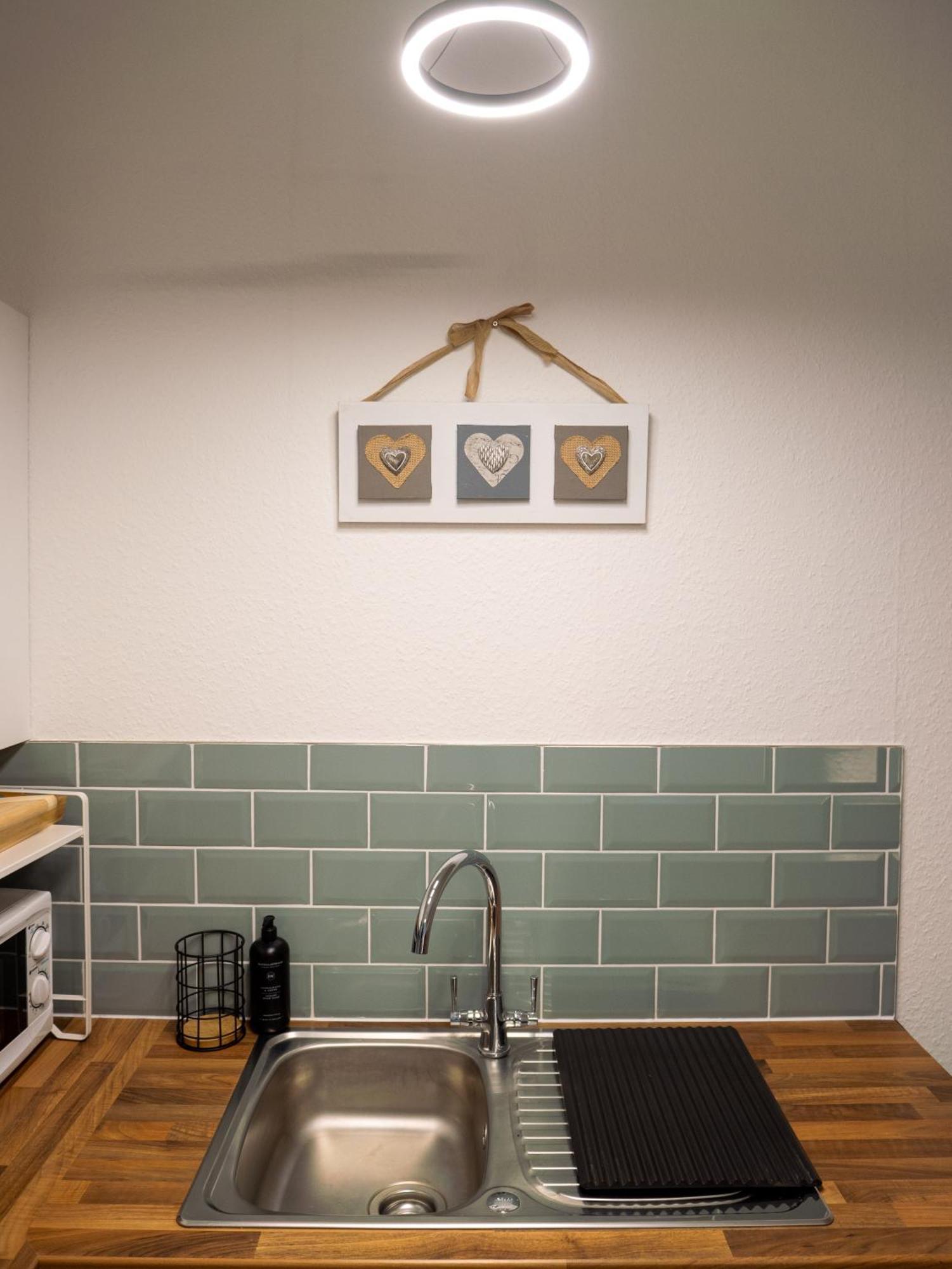Appartamento Luxury,Location And Convenience Bournemouth Esterno foto